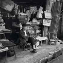 Shopkeeper & Pipe